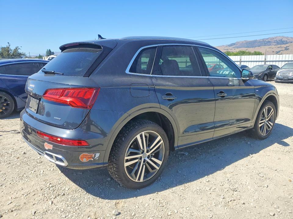2020 Audi Q5 VIN WA1E2AFY7L2062596 COPART salvage auction — MINOR DENT/SCRATCHES, Ca - Dis/Dlr/Exp Only Clean Title, sold $8,900 on 2026-07-16 (photo 3)