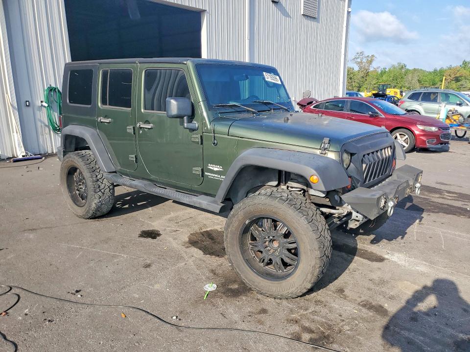 2007 Jeep Wrangler / VIN 1J4GB59117L143088 COPART salvage auction — MINOR DENT/SCRATCHES, Fl - Certificate Of Title (P), sold $4,300 on 2026-07-08 (photo 4)