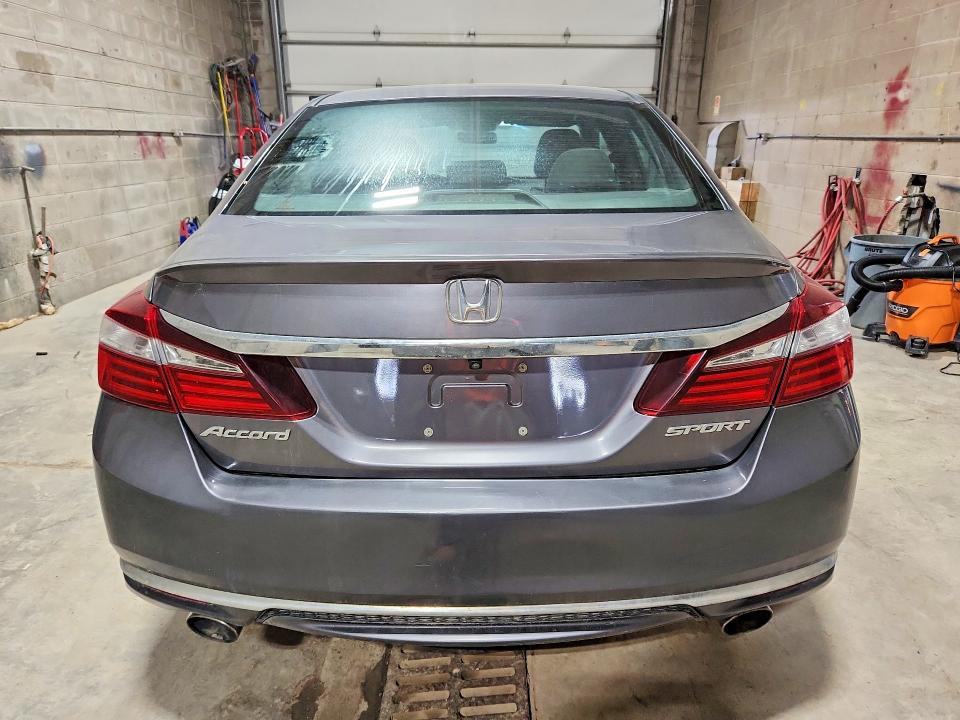 2016 Honda Accord VIN 1HGCR2F50GA212582 COPART salvage auction — MECHANICAL, Mn - Certificate Of Title, sold $5,500 on 2026-07-09 (photo 6)
