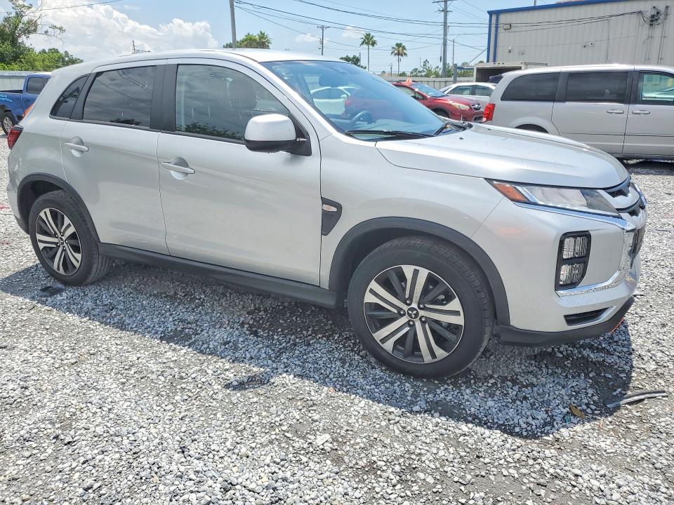 2026 Mitsubishi VIN JA4ARUAU8TU009829 COPART salvage auction — REAR END, Fl - Certificate Of Title, sold $10,300 on 2026-07-27 (photo 4)