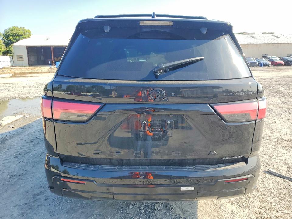 2026 Toyota Sequoia VIN 7SVAAAAA3TX004849 COPART salvage auction — SIDE, Tx - Salvage Vehicle Title, sold $51,500 on 2026-08-18 (photo 6)