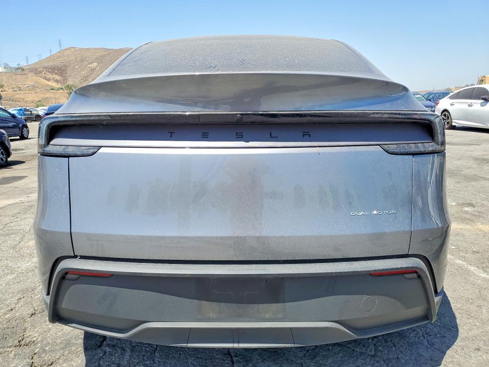 2026 Tesla Model y VIN 7SAYGDEE2TF343637 COPART salvage auction — FRONT END, Salvage Title, sold $18,400 on 2026-07-13 (photo 6)