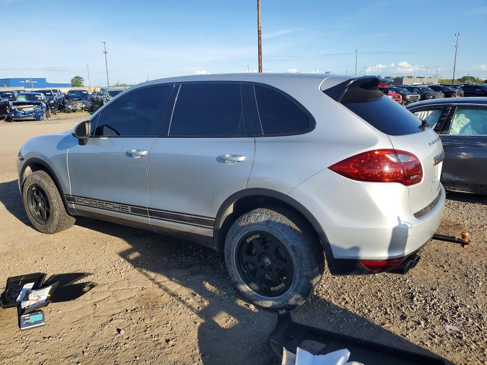 2012 Porsche Cayenne VIN WP1AA2A26CLA09784 COPART salvage auction — WATER/FLOOD, Mi - Cert Of Title-Flood Vehicle, sold $1,150 on 2026-07-10 (photo 2)