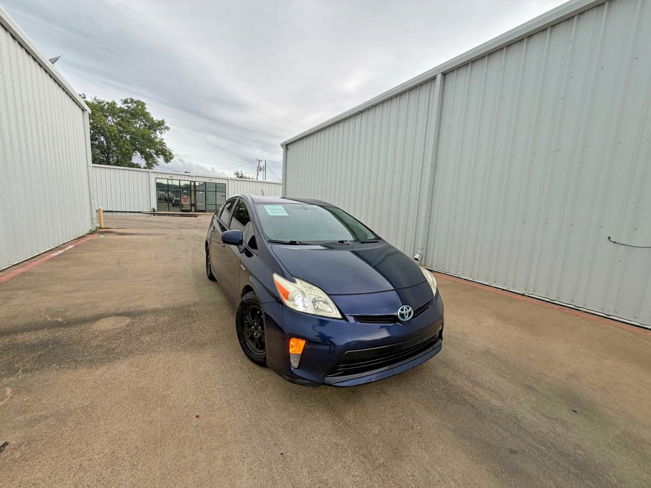 2015 Toyota Prius VIN JTDKN3DU8F0427525 COPART salvage auction — Minor Dent/Scratches, GA - CERTIFICATE OF TITLE (P), sold $2,400 on 2026-07-03 (photo 1)