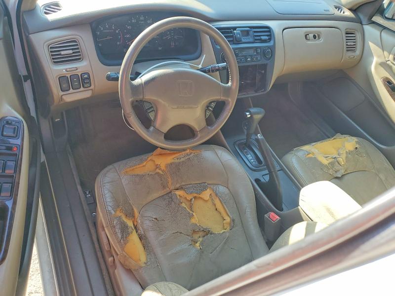 1998 Honda Accord VIN 1HGCG1659WA055911 COPART salvage auction — REAR END, FL - CERT OF TITLE SLVG REBUILDABLE, sold $375 on 2026-07-02 (photo 8)