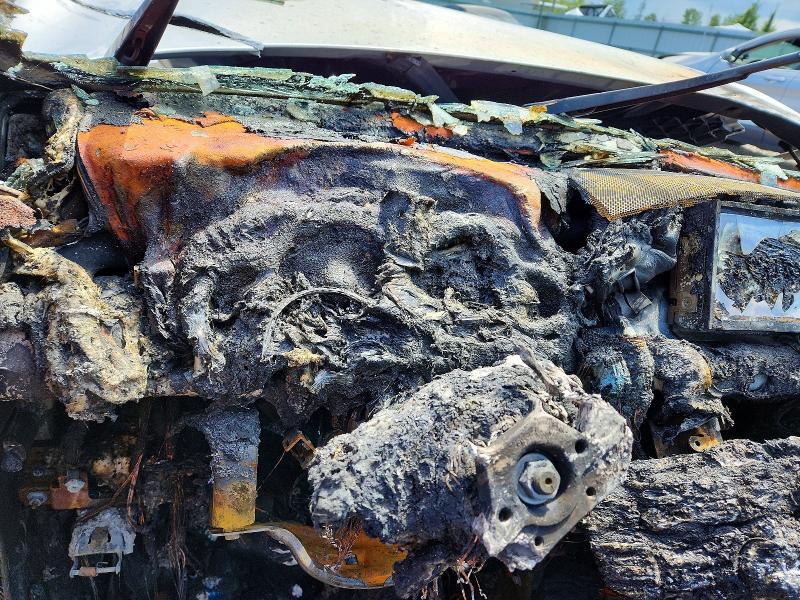 2009 Infiniti M35 VIN JNKCY01FX9M852921 COPART salvage auction — INTERIOR BURN, NY - MV-907A SALVAGE CERTIFICATE, sold $350 on 2026-07-06 (photo 9)