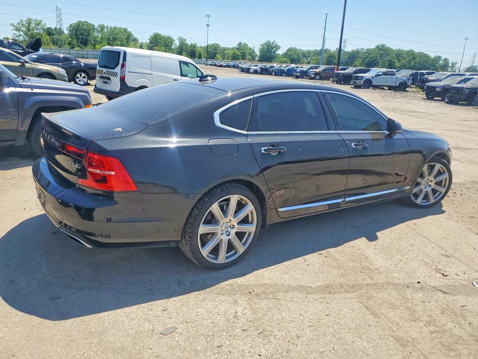 2018 Volvo S90 VIN LVY992MLXJP031903 COPART salvage auction — FRONT END, MI - CERT OF TITLE-SALVAGE VEHICLE, sold $8,200 on 2026-07-07 (photo 3)