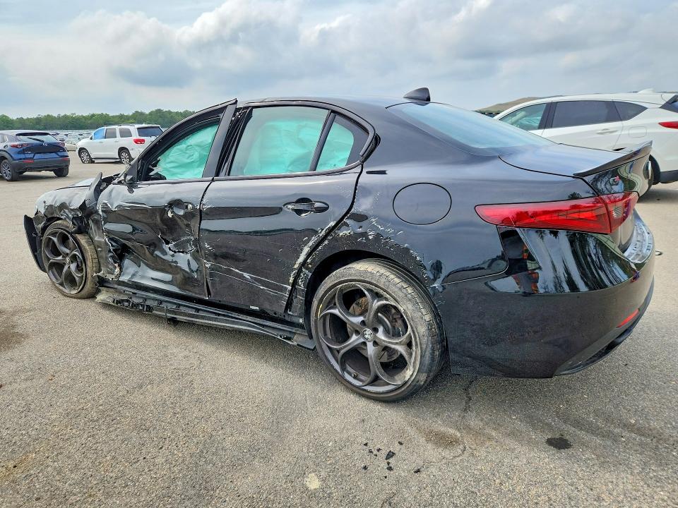 2019 Alfa romeo Giulia VIN ZARFANAN5K7621913 COPART salvage auction — ROLLOVER, Ny - Mv-907A Salvage Certificate, sold $700 on 2026-07-20 (photo 2)