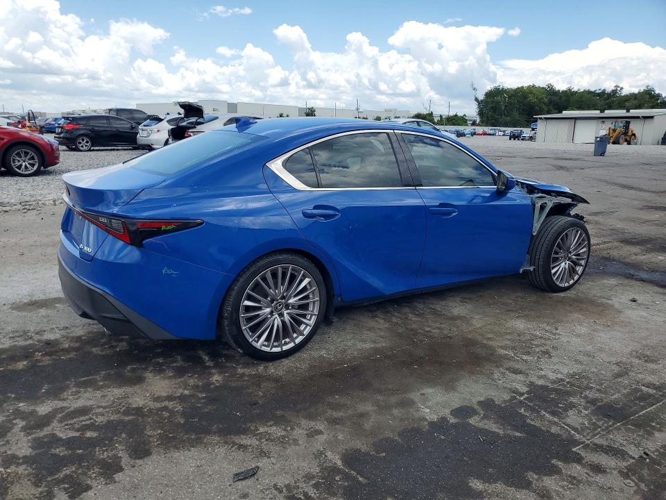 2022 Lexus Is VIN JTHDA1D2XN5119487 COPART salvage auction — SIDE, Fl - Cert Of Title Slvg Rebuildable, sold $11,600 on 2026-08-23 (photo 3)