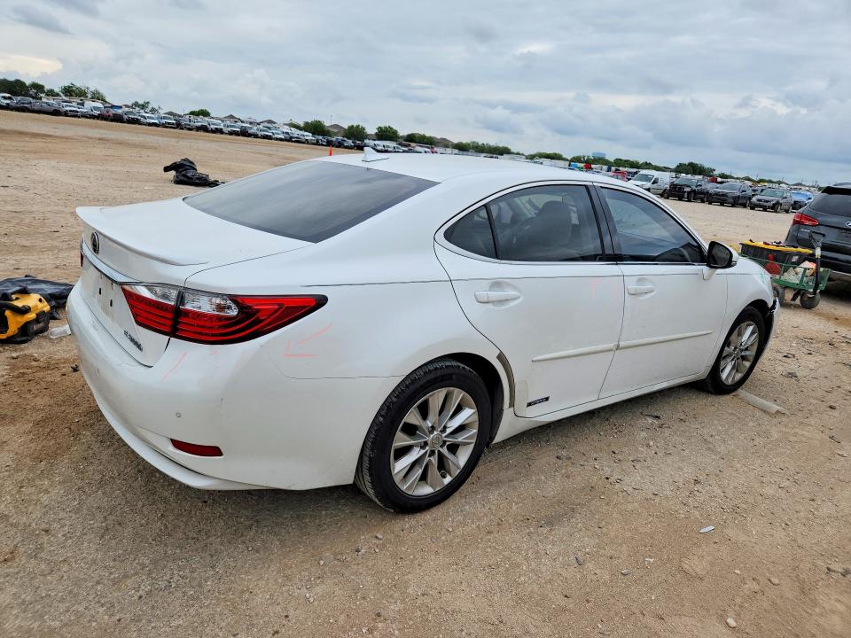 2014 Lexus ES VIN JTHBW1GG7E2055510 COPART salvage auction — FRONT END, Tx - Salvage Vehicle Title, sold $1,850 on 2026-07-23 (photo 3)