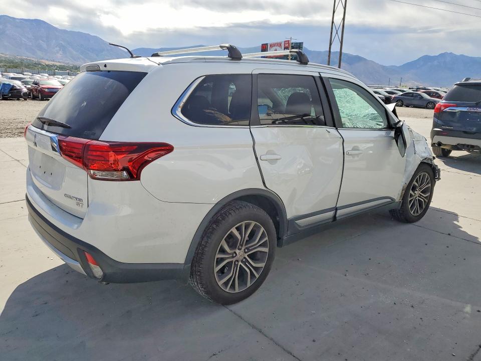 2016 Mitsubishi Outlander VIN JA4JZ4AX0GZ008791 COPART salvage auction — FRONT END, Id - Certificate Of Title, sold $800 on 2026-07-14 (photo 3)
