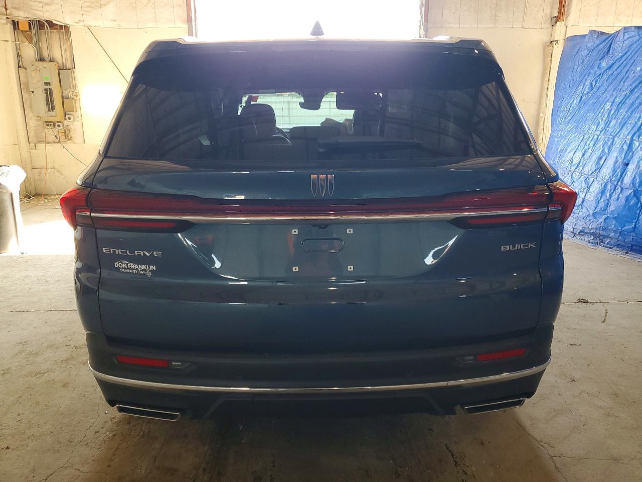 2026 Buick Enclave VIN 5GAERAKS5TJ191690 COPART salvage auction — Front End, KY - CERT OF TITLE-SALVAGE, sold $9,500 on 2026-08-10 (photo 6)