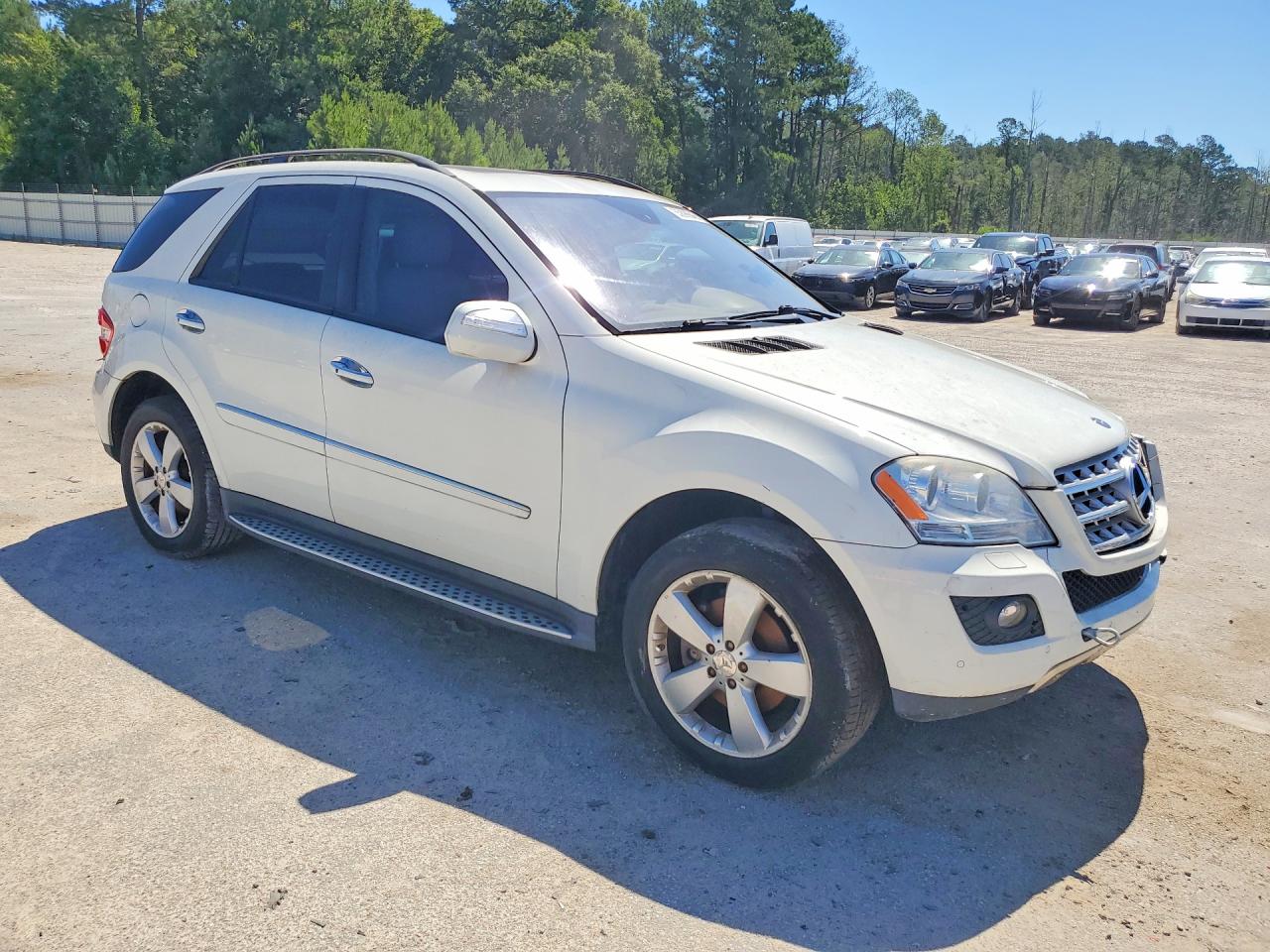 2009 Mercedes-Benz ML-Class VIN 4JGBB86E29A480632 COPART salvage auction — Minor Dent/Scratches, SC - CERTIFICATE OF TITLE, sold $1,700 on 2026-07-01 (photo 4)