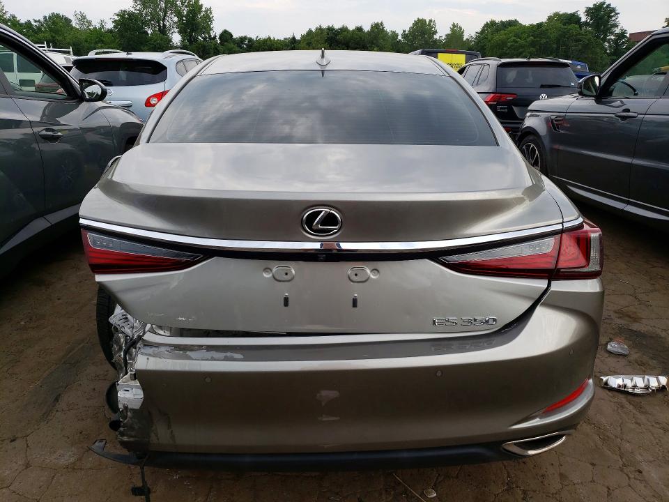 2019 Lexus ES VIN 58ABZ1B16KU038410 COPART salvage auction — REAR END, Ct - Cert Of Title-Salvage, sold $11,700 on 2026-09-11 (photo 6)