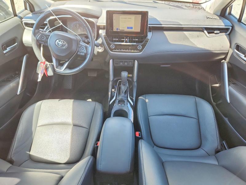 2023 Toyota Corolla cross VIN 7MUDAABG3PV046613 COPART salvage auction — MINOR DENT/SCRATCHES, Ca - Salvage Certificate, sold $8,000 on 2026-07-02 (photo 8)