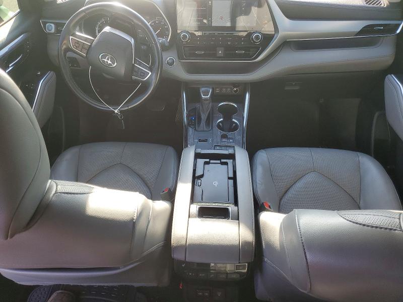 2022 Toyota Highlander VIN 5TDFZRAH8NS110825 COPART salvage auction — FRONT END, Sc - Salvage Title, sold $15,900 on 2026-07-15 (photo 8)