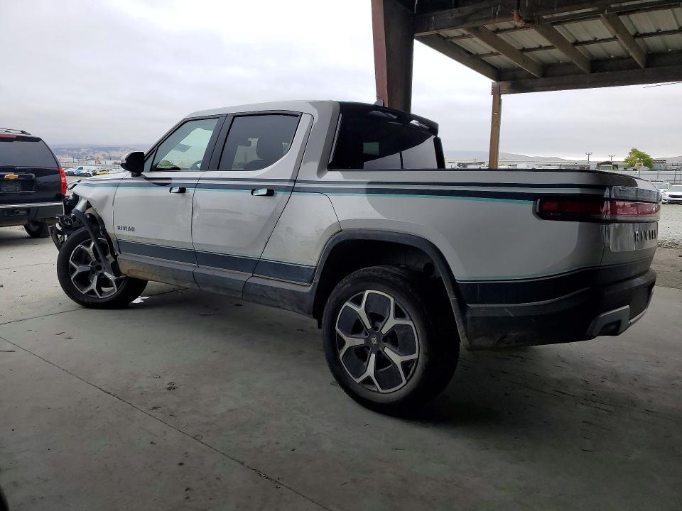 2023 Rivian R1t VIN 7FCTGBAA2PN028062 COPART salvage auction — FRONT END, Ca - Salvage Certificate, sold $17,400 on 2026-09-10 (photo 2)