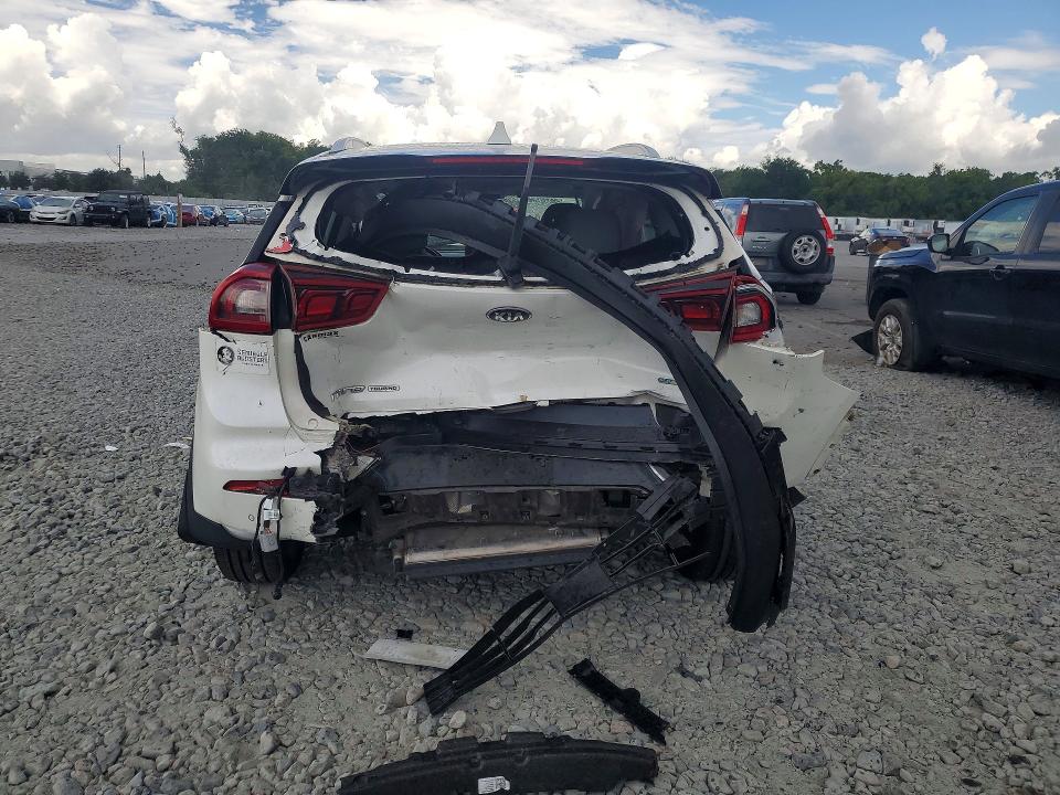 2017 Kia Niro VIN KNDCE3LC2H5044750 COPART salvage auction — FRONT END, Fl - Certificate Of Destruction, sold $475 on 2026-07-13 (photo 6)