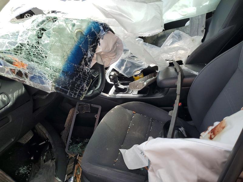 2017 Kia Sorento VIN 5XYPGDA32HG250677 COPART salvage auction — ROLLOVER, NY - MV907A-PARTS ONLY, sold $1,050 on 2026-07-27 (photo 7)