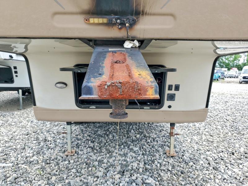 2016 Foresriver VIN 4X4FFLD22G1869445 COPART salvage auction — BURN, SC - CERT OF TITLE-SALVAGE, sold $5,000 on 2026-09-02 (photo 7)