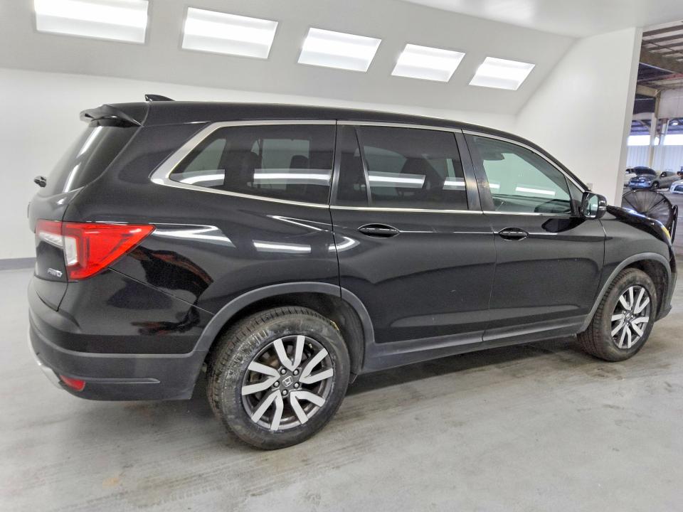 2019 Honda Pilot VIN 5FNYF6H53KB081438 COPART salvage auction — MINOR DENT/SCRATCHES, Ca - Certificate Of Title, sold $10,400 on 2026-07-09 (photo 3)