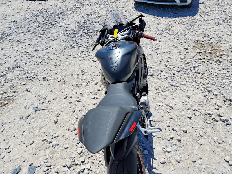 2025 Ducati Panigale VIN ZDMHAATWXSB016191 COPART salvage auction — SIDE, Salvage Title, sold $6,400 on 2026-08-13 (photo 6)