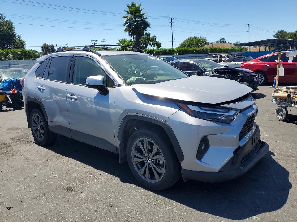 2025 Toyota VIN JTMB6RFV8SD570712 COPART salvage auction — FRONT END, Ca - Salvage Certificate, sold $9,700 on 2026-07-28 (photo 4)