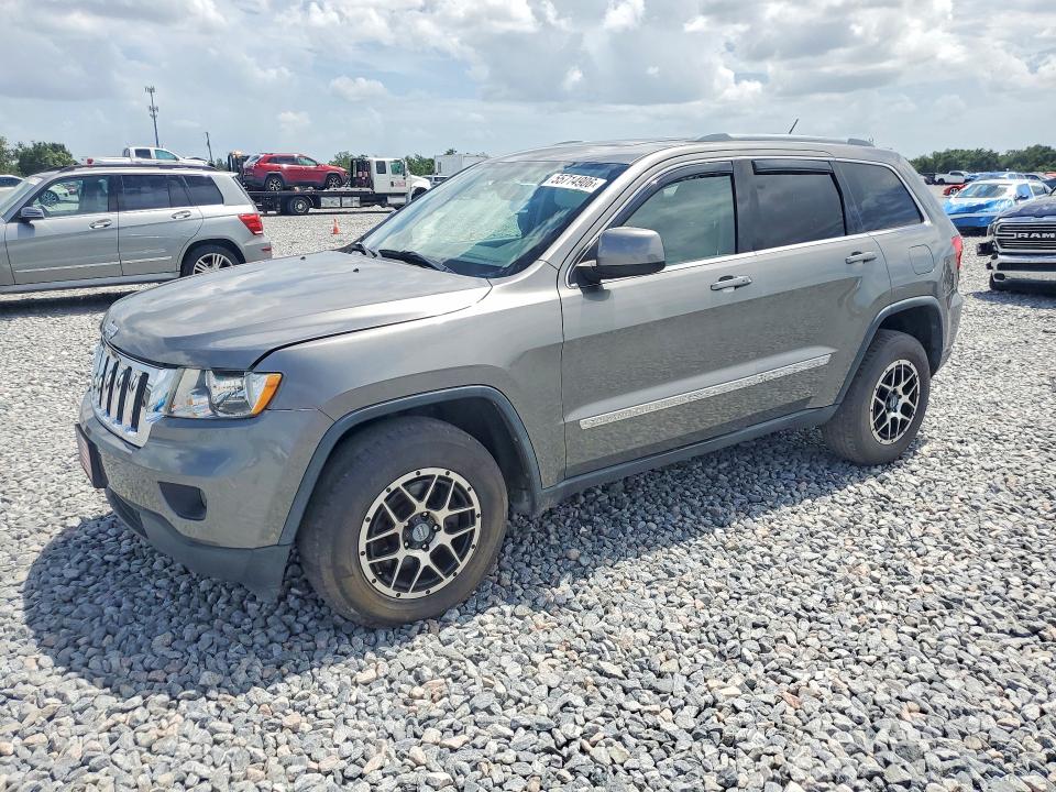 2013 Jeep Cherokee VIN 1C4RJFAT4DC594063 COPART salvage auction — MINOR DENT/SCRATCHES, Fl - Certificate Of Title (P), sold $1,950 on 2026-07-02 (photo 1)