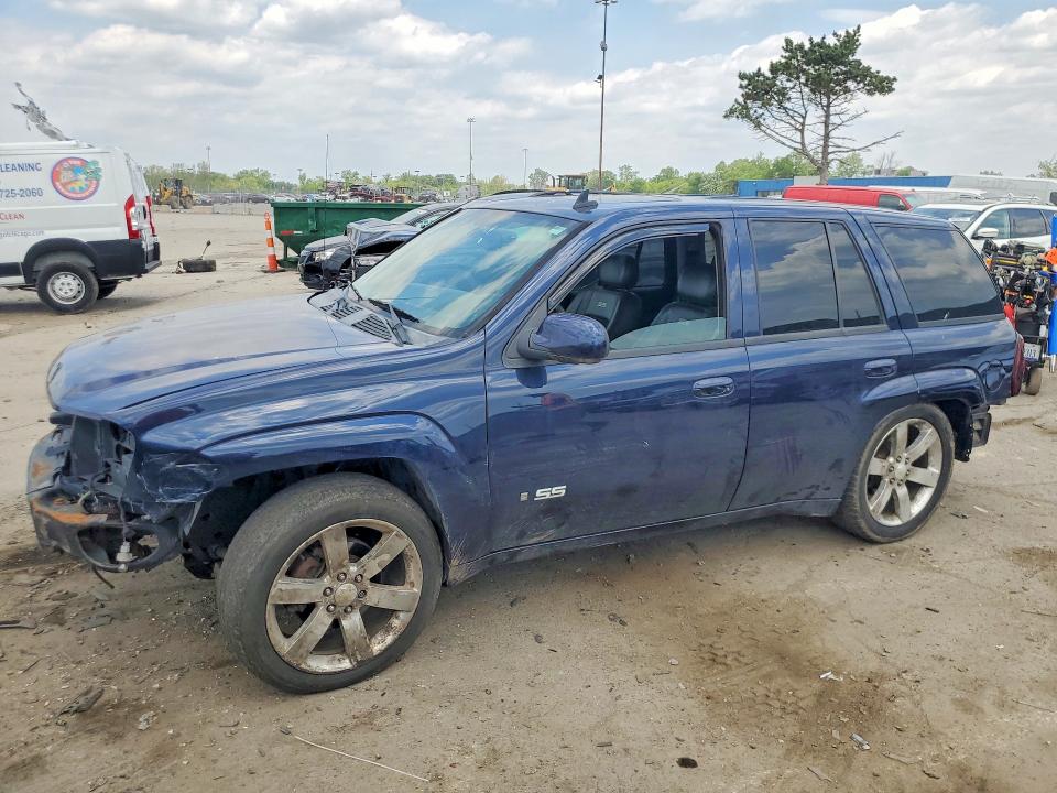 2007 Chevrolet Trailblazer VIN 1GNET13H272250981 — COPART salvage auction photo