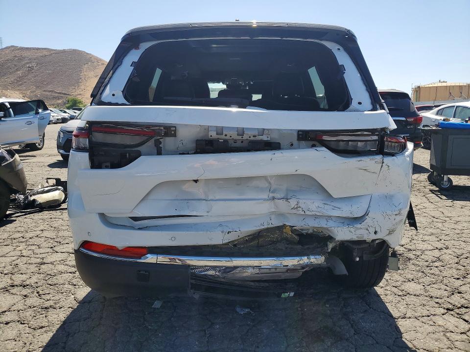 2024 Jeep Cherokee VIN 1C4RJYB61R8516631 COPART salvage auction — REAR END, Salvage Title, sold $16,700 on 2026-07-30 (photo 6)
