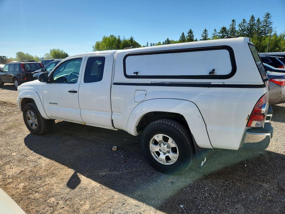 2015 Toyota Tacoma VIN 5TFUU4EN4FX112429 COPART salvage auction — REAR END, ON - PERMIT NO BRAND - FIT, sold $4,600 on 2026-07-21 (photo 2)
