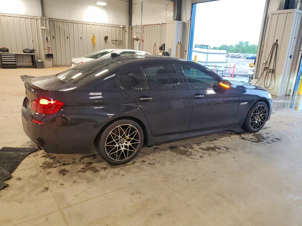 2015 BMW 5er VIN WBA5B3C56FD541349 COPART salvage auction — WATER/FLOOD, Il - Salvage Cert-Flood, sold $1,750 on 2026-07-31 (photo 3)