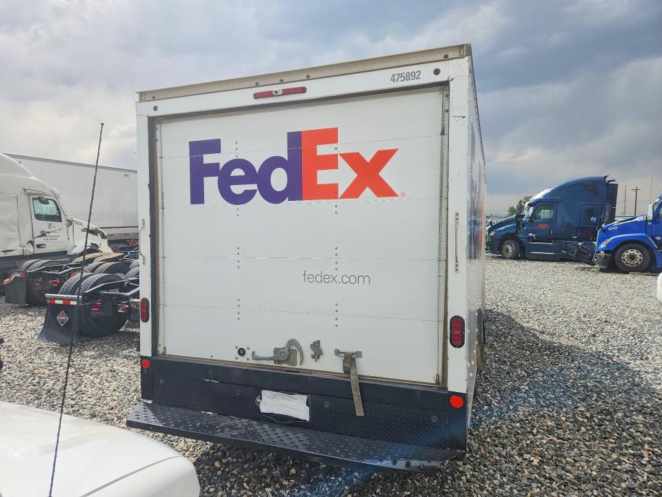2022 Gmc Savana VIN 7GZ37TC7XNN001026 COPART salvage auction — MECHANICAL, CO - DIS/DLR/EXP ONLY CLEAN TITLE, sold $2,100 on 2026-07-20 (photo 6)