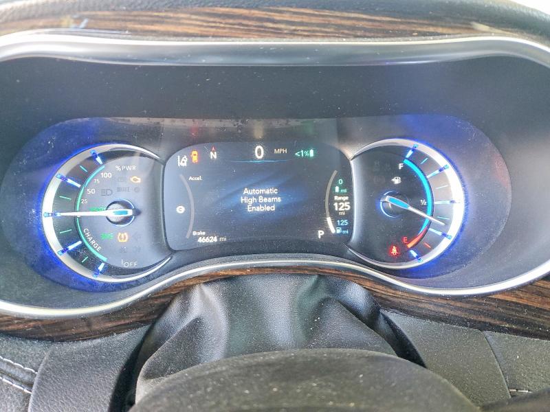 2022 Chrysler Pacifica VIN 2C4RC1S71NR227614 COPART salvage auction — REAR END, Ca - Salvage Certificate, sold $14,000 on 2026-07-02 (photo 9)