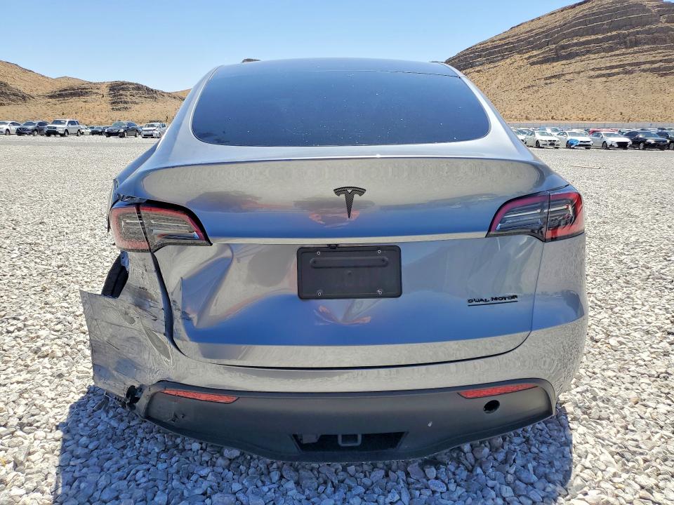 2025 Tesla VIN 7SAYGAEE0SF269020 COPART salvage auction — REAR END, Nv - Salvage Title, sold $13,800 on 2026-07-20 (photo 6)
