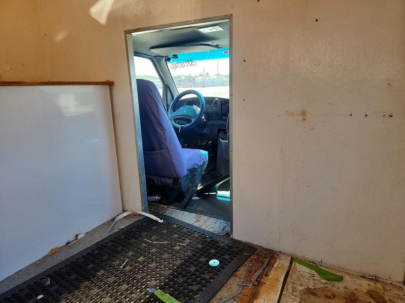 1995 Ford E-350 VIN 1FDKE37H5SHA01586 COPART salvage auction — MECHANICAL, Il - Certificate Of Title, sold $1,950 on 2026-07-20 (photo 8)