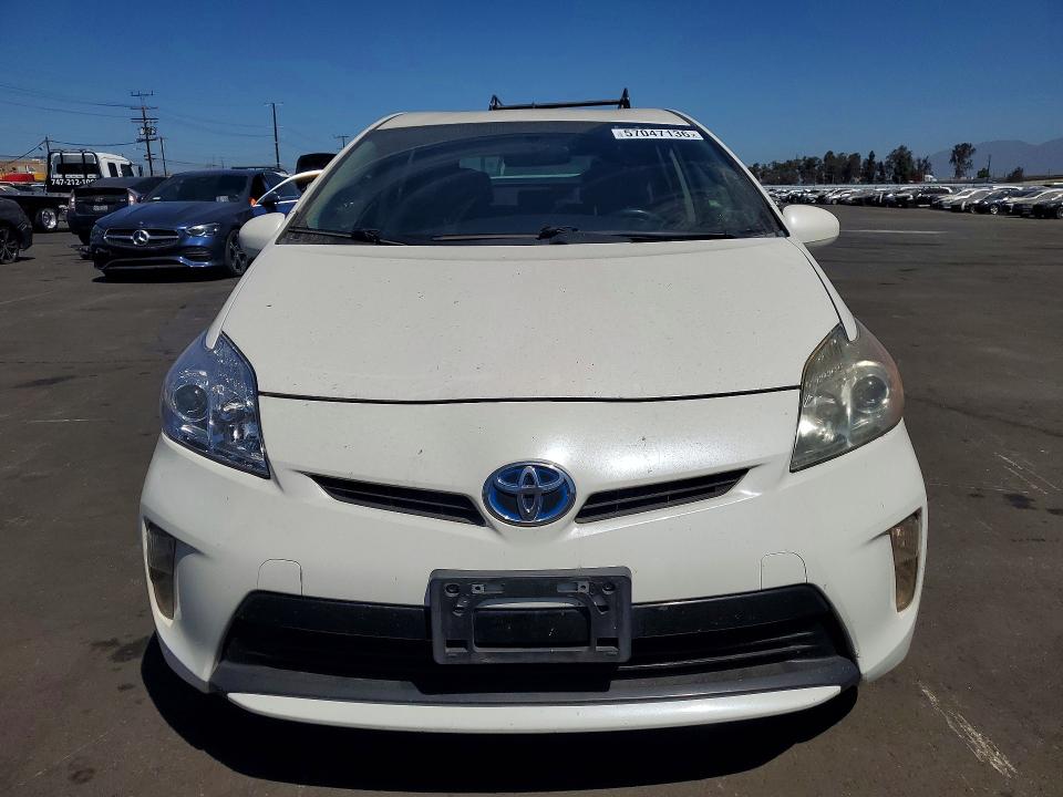 2015 Toyota Prius VIN JTDKN3DU8F2002133 COPART salvage auction — MINOR DENT/SCRATCHES, Ca - Salvage Certificate, sold $1,650 on 2026-07-13 (photo 5)