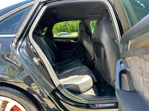2013 Audi Rs4 VIN WAUKGAFL2DA169896 COPART salvage auction — MINOR DENT/SCRATCHES, Ma - Certificate Of Title (P), sold $6,400 on 2026-07-29 (photo 8)