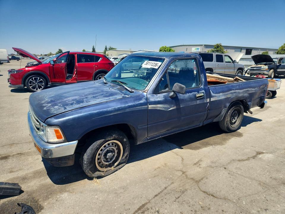 1991 Toyota Pickup VIN JT4RN81P2M5121690 — COPART salvage auction photo