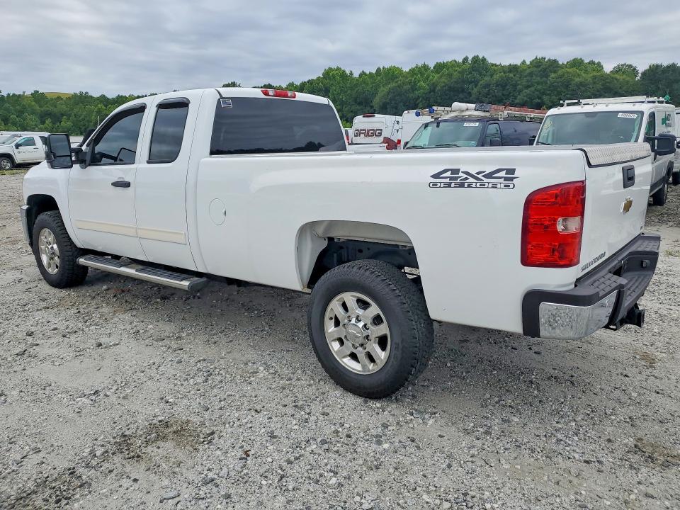 2011 Chevrolet Silverado 3500 VIN 1GC5K0C80BZ372907 COPART salvage auction — MINOR DENT/SCRATCHES, Sc - Certificate Of Title, sold $9,200 on 2026-07-06 (photo 2)