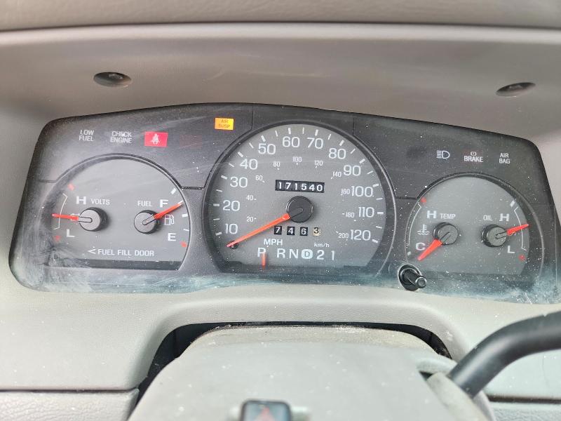 2001 Mercury Grand marquis VIN 2MEFM75W51X602513 COPART salvage auction — SIDE, Tx - Salvage Vehicle Title, sold $500 on 2026-07-02 (photo 9)