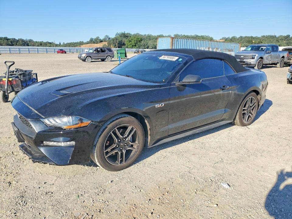 2022 Ford Mustang VIN 1FATP8UH5N5119976 — COPART salvage auction photo