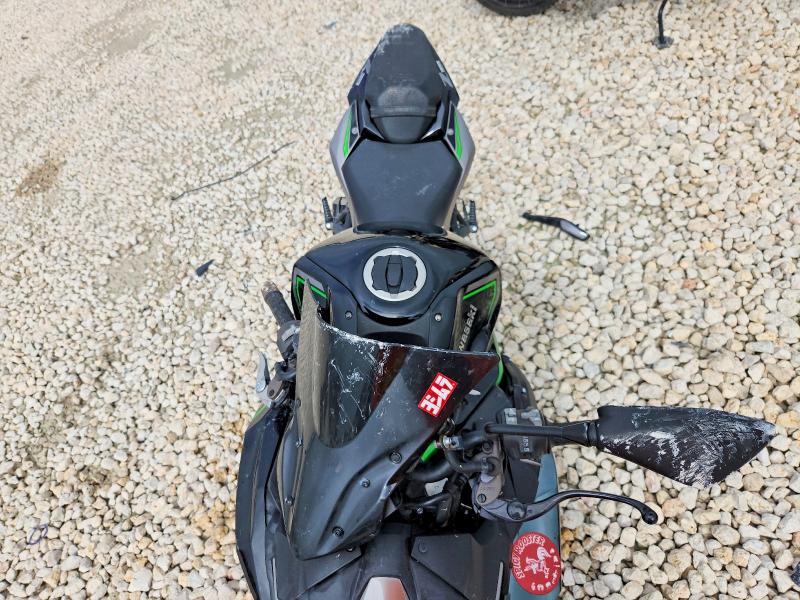 2020 Kawasaki Zr VIN JKAZRCK10LA002358 COPART salvage auction — SIDE, Tx - Salvage Vehicle Title, sold $5,800 on 2026-07-09 (photo 5)