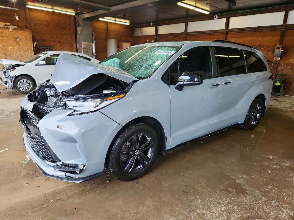 2025 Toyota Sienna VIN 5TDDSKFC3SS169261 COPART salvage auction — FRONT END, Pa - Certificate Of Salvage, sold $14,300 on 2026-07-23 (photo 1)
