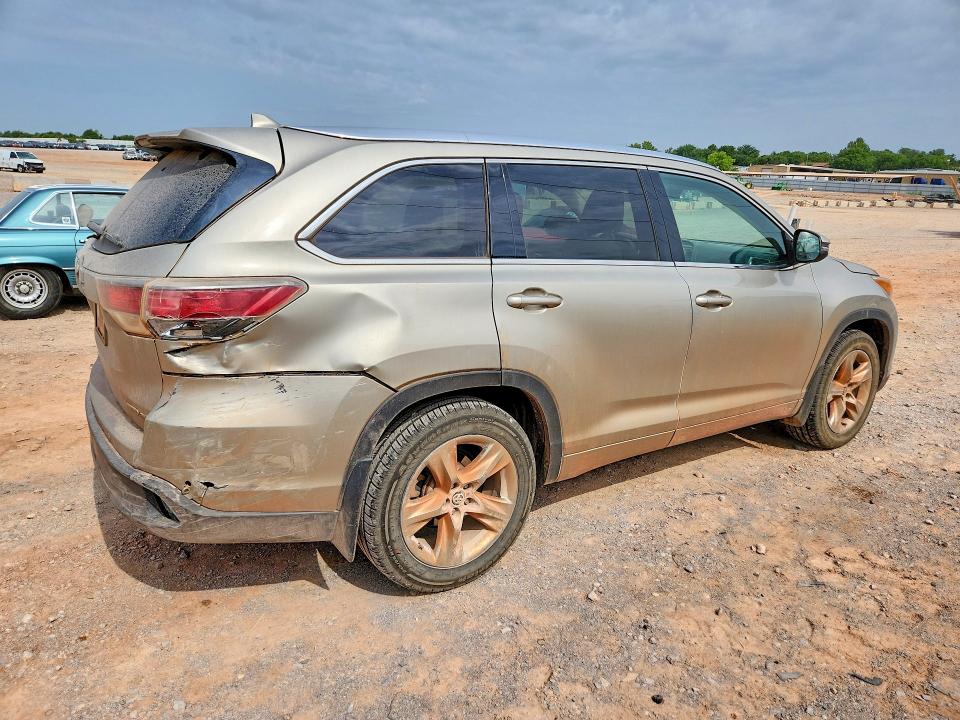 2016 Toyota Highlander VIN 5TDDKRFH6GS230355 COPART salvage auction — REAR END, OK - CERT OF TITLE-SALVAGE, sold $2,400 on 2026-07-28 (photo 3)