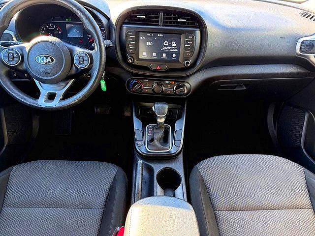 2020 Kia Soul VIN KNDJ23AU7L7011770 COPART salvage auction — MINOR DENT/SCRATCHES, Fl - Cert Of Title-Rebuilt (P), sold $7,500 on 2026-07-27 (photo 8)