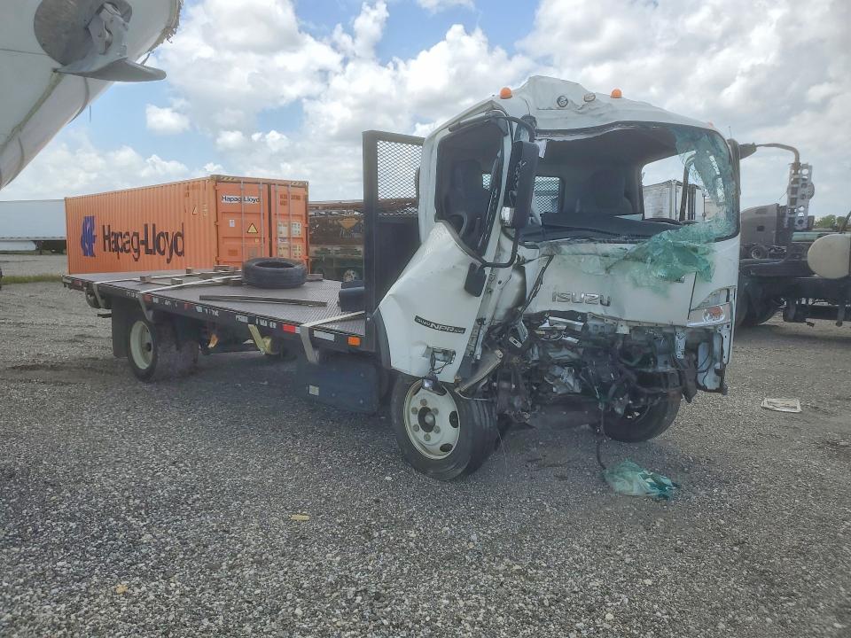 2023 Isuzu VIN JALC4W165P7K00766 COPART salvage auction — FRONT END, Tx - Salvage Vehicle Title, sold $2,800 on 2026-07-29 (photo 4)