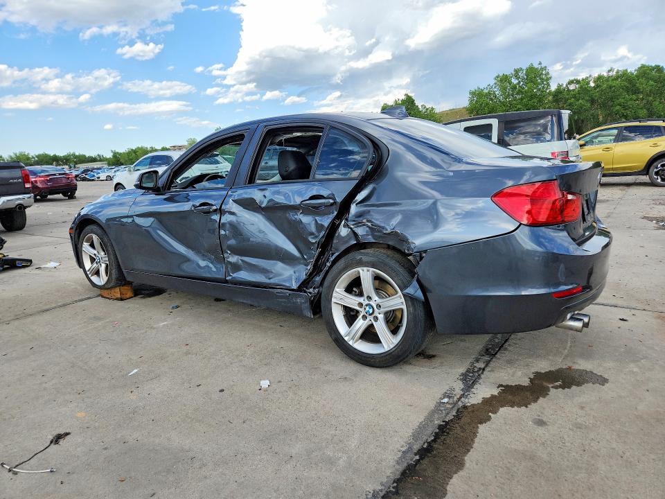 2013 BMW 3er VIN WBA3A5C51DF602856 COPART salvage auction — SIDE, CO - PUBLIC - SALVAGE TITLE, sold $825 on 2026-08-03 (photo 2)