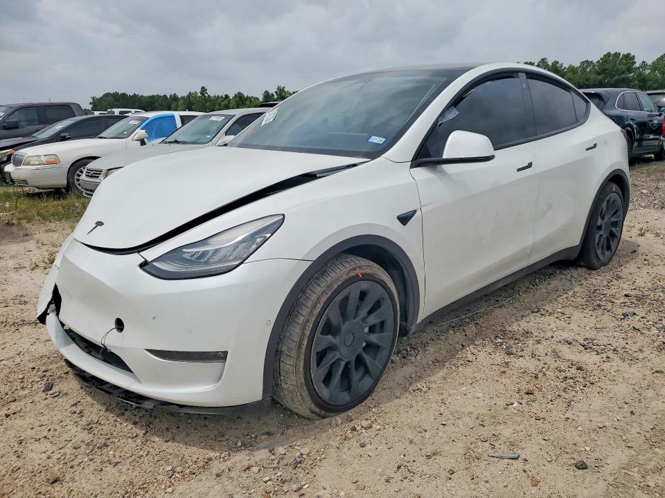 2021 Tesla Model y VIN 5YJYGDEE8MF200707 COPART salvage auction — FRONT END, Tx - Salvage Vehicle Title, sold $7,400 on 2026-08-28 (photo 1)