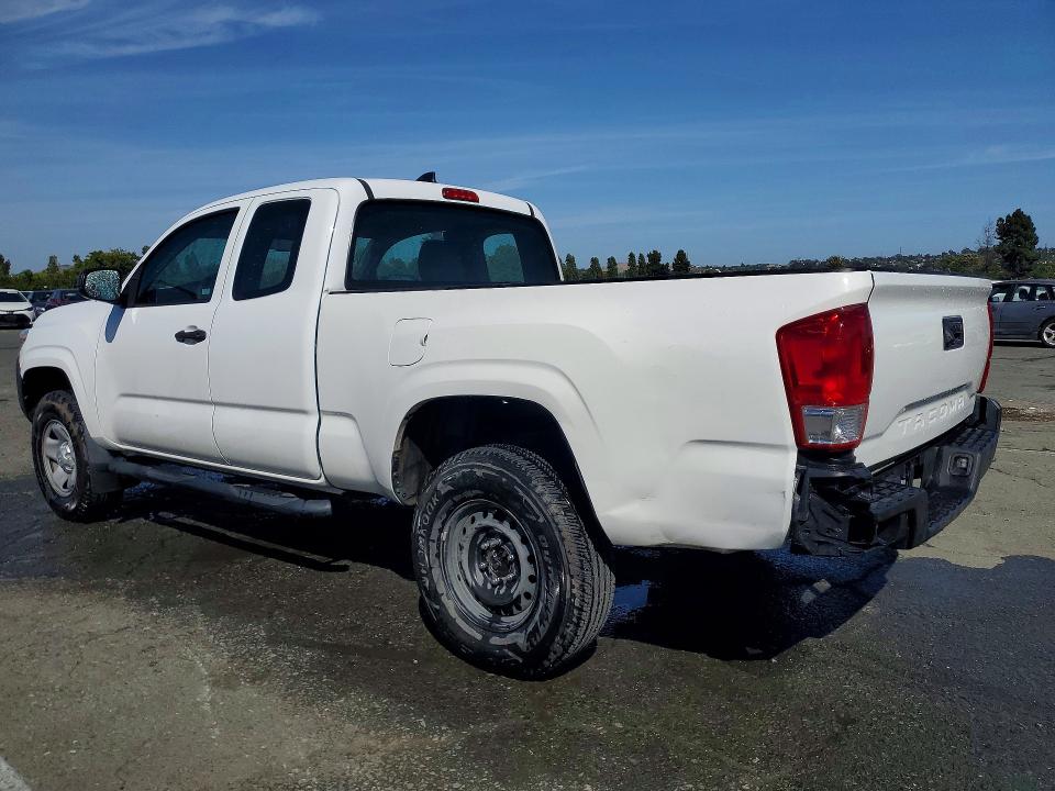 2018 Toyota Tacoma VIN 5TFRX5GN4JX103691 COPART salvage auction — MINOR DENT/SCRATCHES, CA - CERT OF TITLE-SALVAGED, sold $4,300 on 2026-07-16 (photo 2)